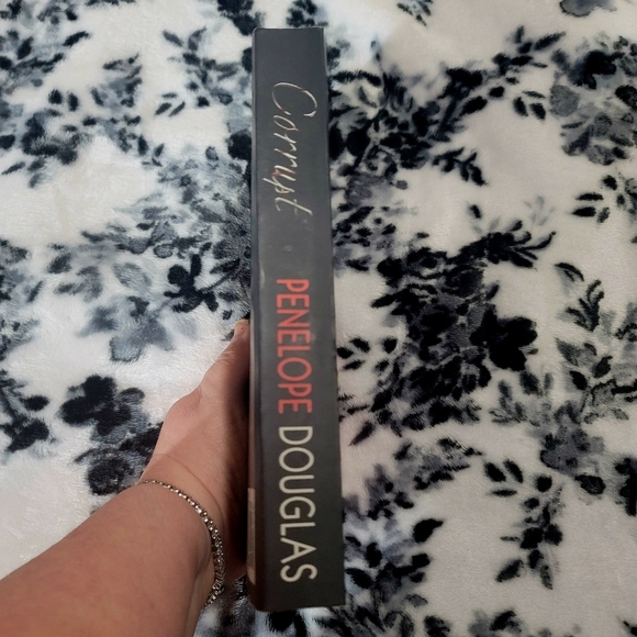 Courpt OG Cover Penelope Douglas OOP - Picture 4 of 6